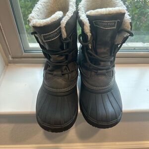 London Fog Kids Black Winter Boots